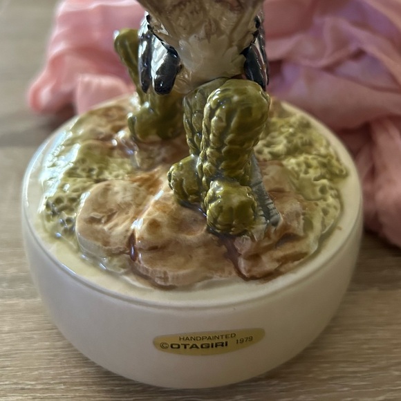 Vintage 1979 Otagiri Road Runner Hand Painted Music Box-Home On The Range - Picture 5 of 10